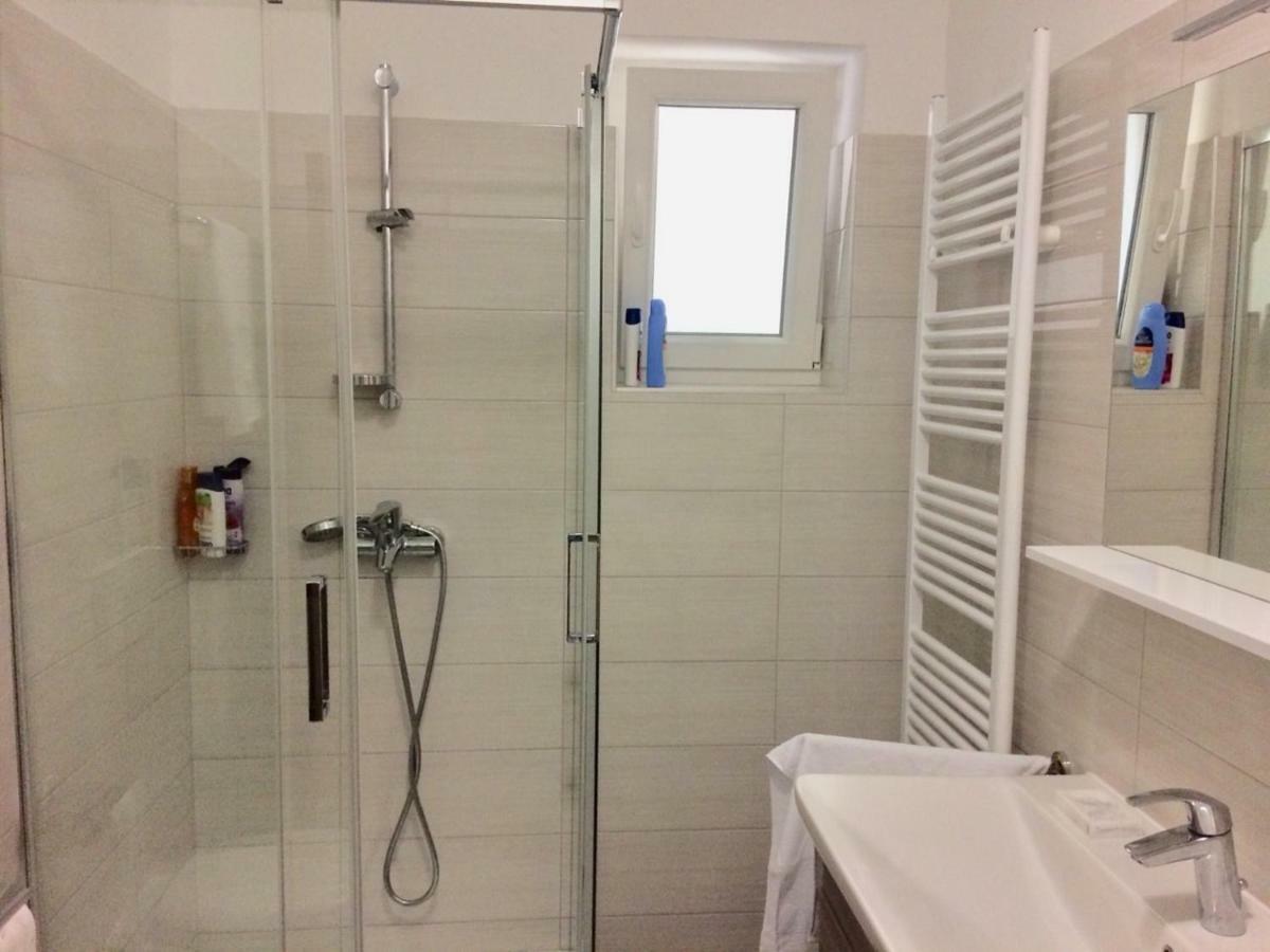Apartment Mony روفينج المظهر الخارجي الصورة