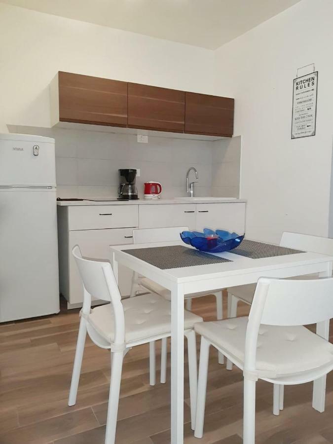 Apartment Mony روفينج المظهر الخارجي الصورة